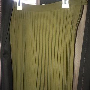 H&M pleated midi skirt